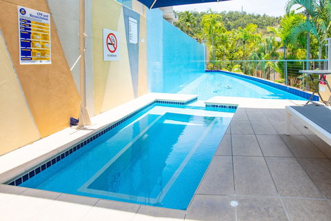 Spacious Tropical Sanctuary Ocean Views - Foster Accommodation 0