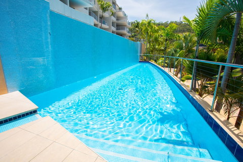 Spacious Tropical Sanctuary Ocean Views - Foster Accommodation 2