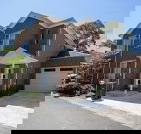 Peaceful Designer 2brleafy Mill Park - Foster Accommodation