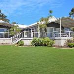 Akarana Beach House :: Jervis Bay Rentals - Foster Accommodation 0