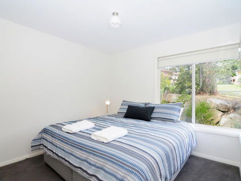 Acacia On Orion :: Jervis Bay Rentals - Foster Accommodation 5