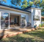 Acacia on Orion  Jervis Bay Rentals - Foster Accommodation