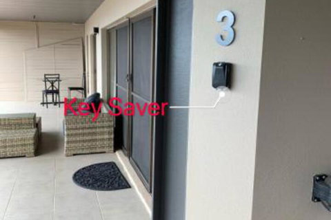 The Silvermoon Villa Private Villa - Foster Accommodation 7