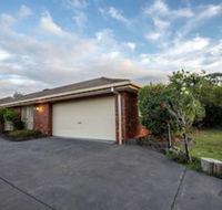 Quiet  Peaceful 3bed2bath Home keilor Downs