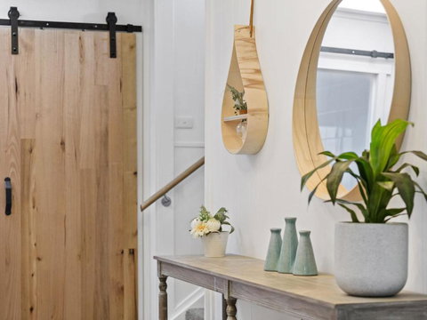 BAYSHORE DROMANA - Foster Accommodation 2