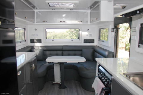 Longford Riverside Caravan Park - Foster Accommodation 5