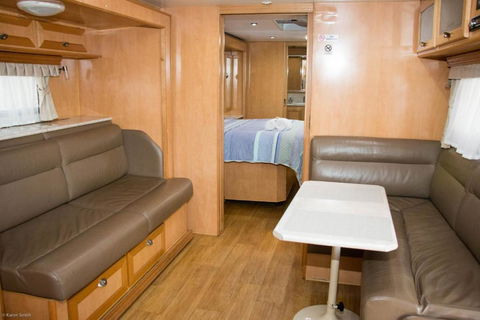 Longford Riverside Caravan Park - Foster Accommodation 6