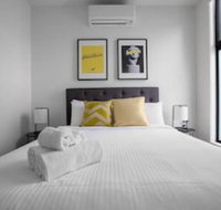 Elegant Stylish Livingmooneeponds Wifi/parking - Foster Accommodation