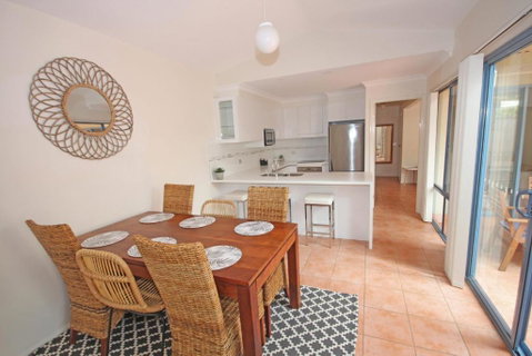 Santa Barbara - Foster Accommodation 2