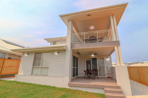 Surfers Paradise At Catherine Hill Bay - Foster Accommodation 6