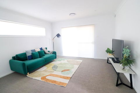Surfers Paradise At Catherine Hill Bay - Foster Accommodation 3