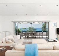 Jacaranda Blue at Corlette - Foster Accommodation