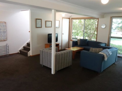 Murramarang Road 22 Bawley Point - Foster Accommodation 3