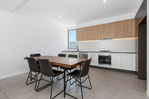BRAND NEW OCEAN AVENUE TOWNHOUSE - Foster Accommodation 6