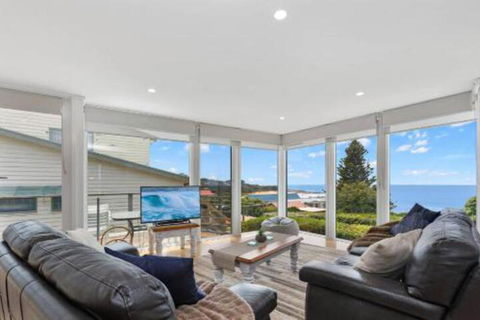 COASTAL HAVEN Panoramic Ocean Views - Foster Accommodation 0