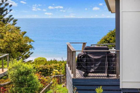 COASTAL HAVEN Panoramic Ocean Views - Foster Accommodation 7