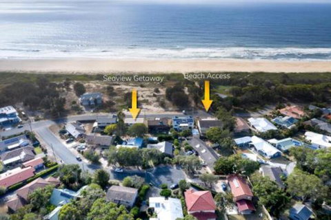 Seaview Getaway - Foster Accommodation 5