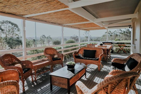 Corunna Station Country House - Foster Accommodation 3