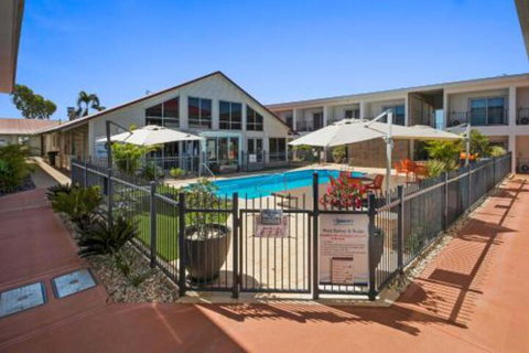 Velocity Motel & Bistro WA - Foster Accommodation 0