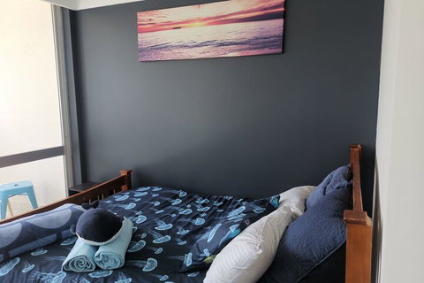 Oceanfront In Surfers Paradise Retreat - Foster Accommodation 7