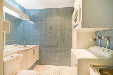 Kari 3 - 3/7 Peregian Esplanade - Foster Accommodation 4