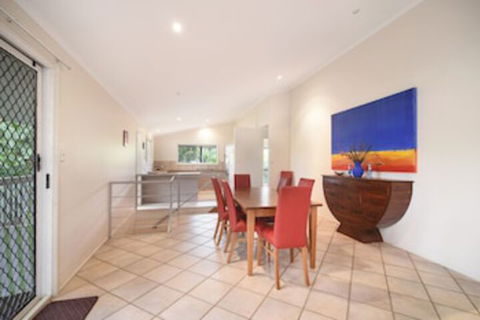 Beach Affair - 10 Callitris Crescent - Foster Accommodation 0