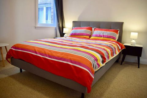 Comfortable 3 Bedroom Apartment In Trendy Haberfield - Foster Accommodation 5