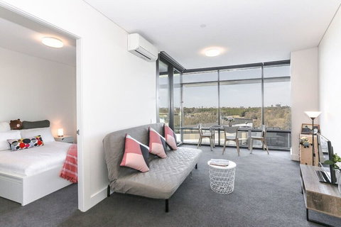 Highrise Apartment At Olympic Park - Foster Accommodation 6