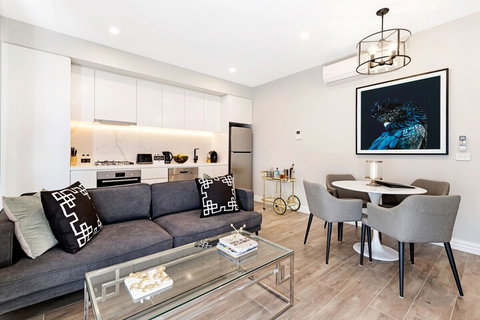 Manhattan Apartments - Glen Iris - Foster Accommodation 5