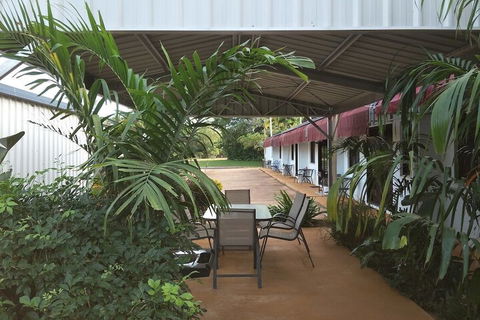 Ash Palms Motor Inn - Foster Accommodation 6