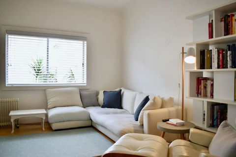 Bright Family Home In Bondi Beach - Foster Accommodation 2
