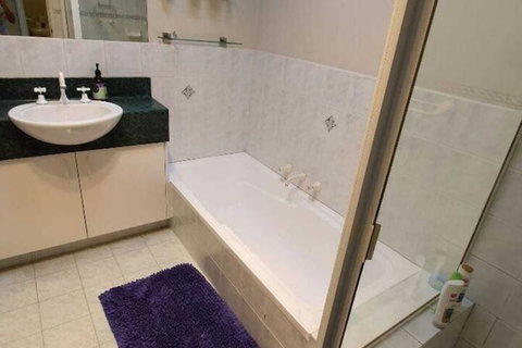 Comfortable 2 Bedroom With Serene Garden - Foster Accommodation 2