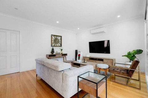 Impressive & Spacious New Townhouse@preston - Foster Accommodation 7
