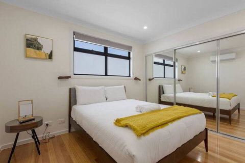 Impressive & Spacious New Townhouse@preston - Foster Accommodation 4
