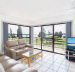 Oxley 8 at Tuncurry - Foster Accommodation