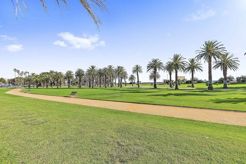 BOUTIQUE STAYS Catani Gardens - Foster Accommodation 2