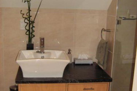 Overnewton Castle - Foster Accommodation 2