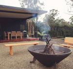 Bush  Beach Family Retreat - Foster Accommodation