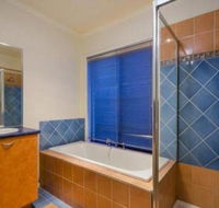 galahonest seabrook house west melbourne - Foster Accommodation