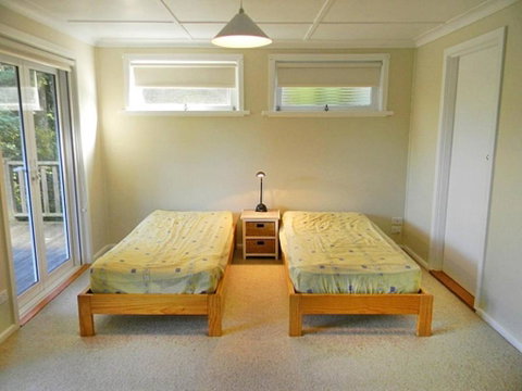 Blue On Collins - Foster Accommodation 1