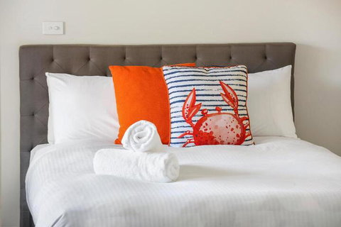 Sirocco On Main - Foster Accommodation 4
