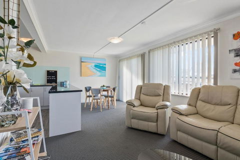 Aruba Apartments - Foster Accommodation 6
