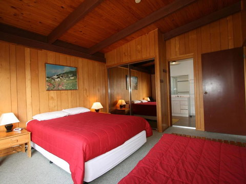 Grindelwald 1 / 39 Townsend Street - Foster Accommodation 2