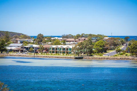 Cetacea Luxury Apartments - Foster Accommodation 0