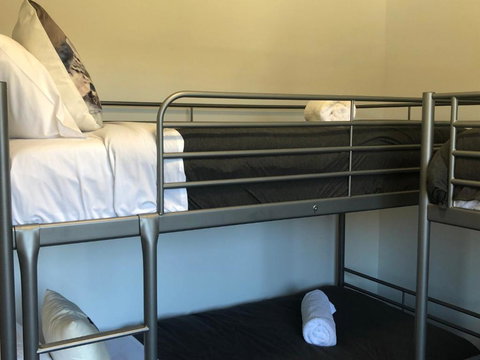 Lake N Snow 4 - Foster Accommodation 2