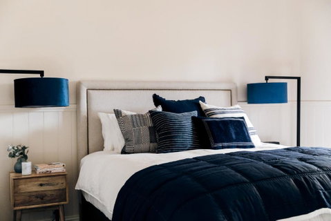 Luxury On Loch - Foster Accommodation 5
