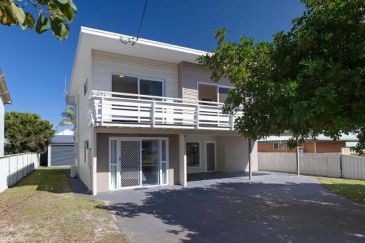 Birubi Point NSW Foster Accommodation