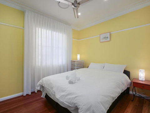 White Beach 42 Ash Street - Foster Accommodation 4