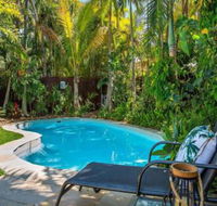Tropical Oasis - Foster Accommodation