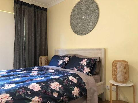 Escape To Strathfield For 8 Guests - Foster Accommodation 6